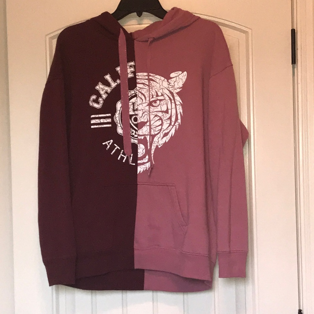 Juniors two colored sweatshirt🥀